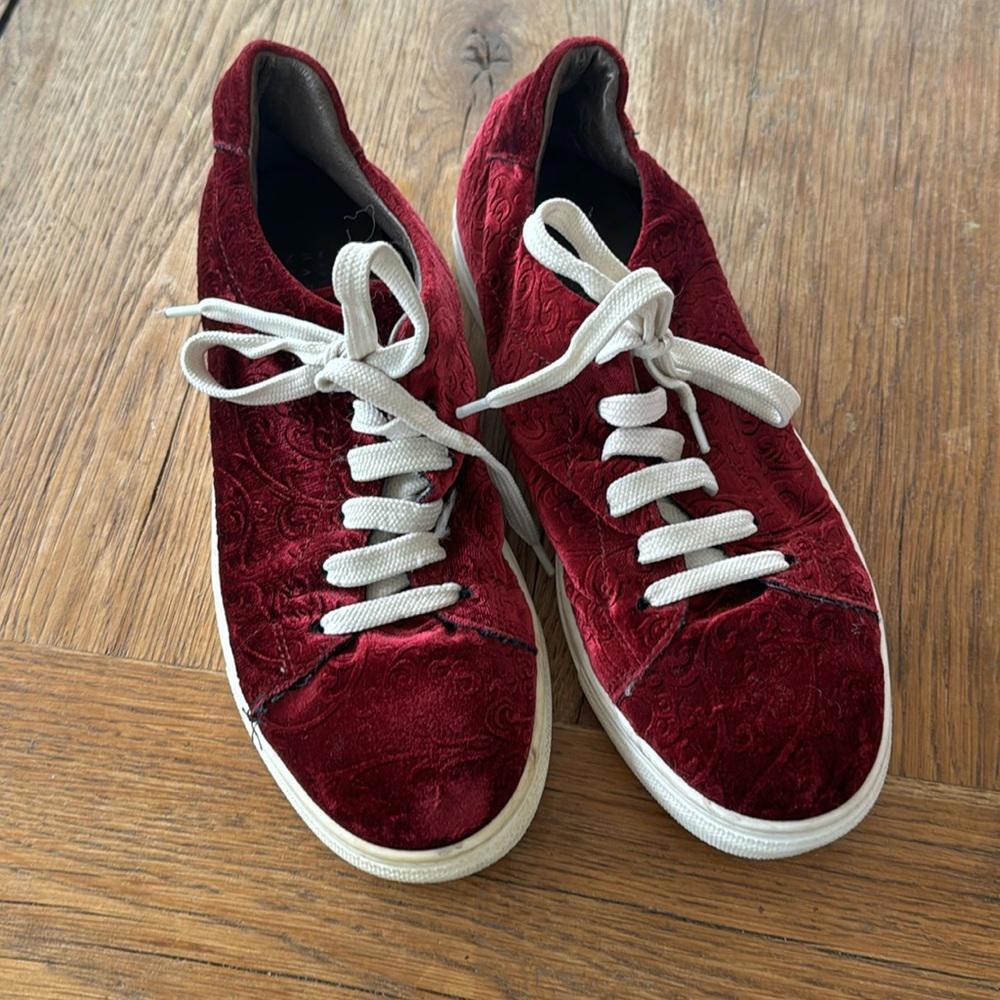 Barney’s New York Burgundy Sneaker. Made In Italy.